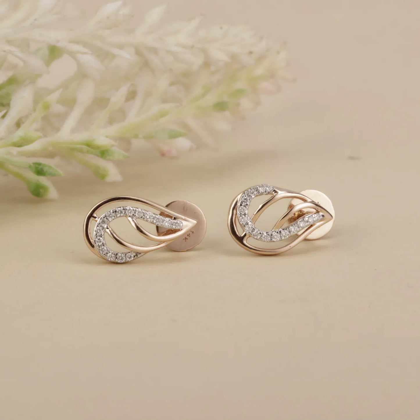 Curved Teardrop Diamond Studs Earrings