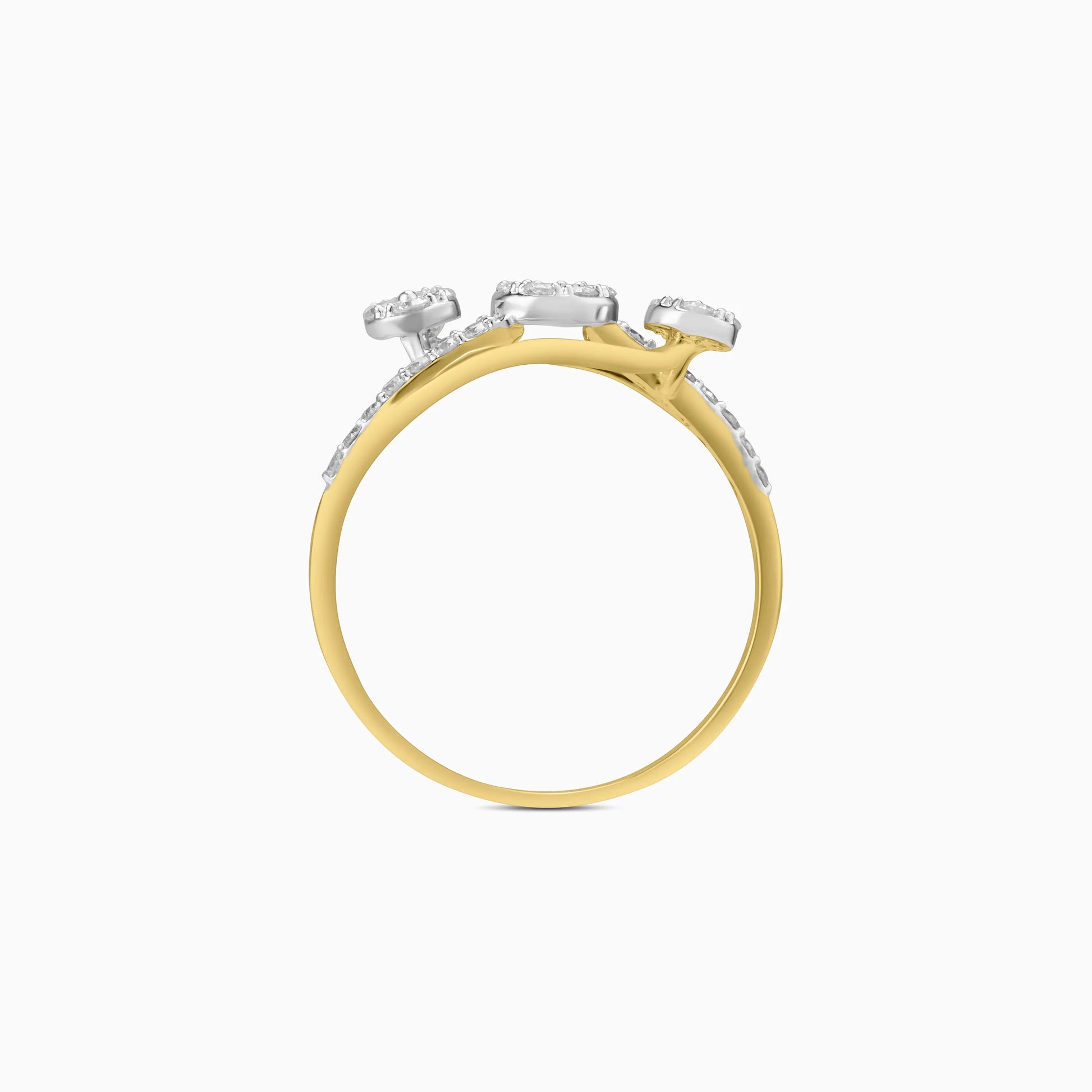 Ring Crafted with BIS-hallmarked solid gold and certified lab-grown diamonds