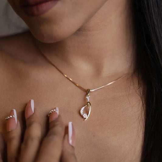 Twist Drop Diamond Pendant